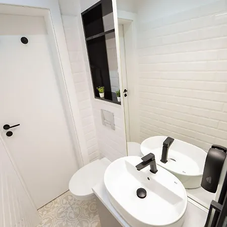 Apartman Park Cismigiu Gardens - Quiet - Smart Tv